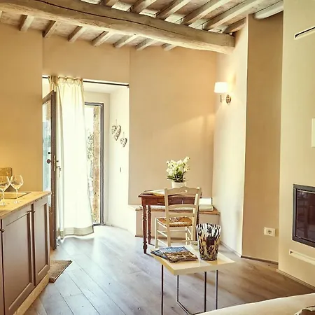 Il Torrino - Deb's Monticchiello ピエンツァ